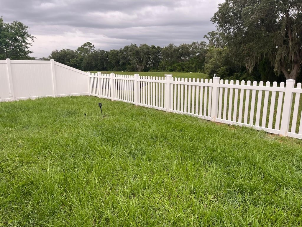 Fence installed for Bree